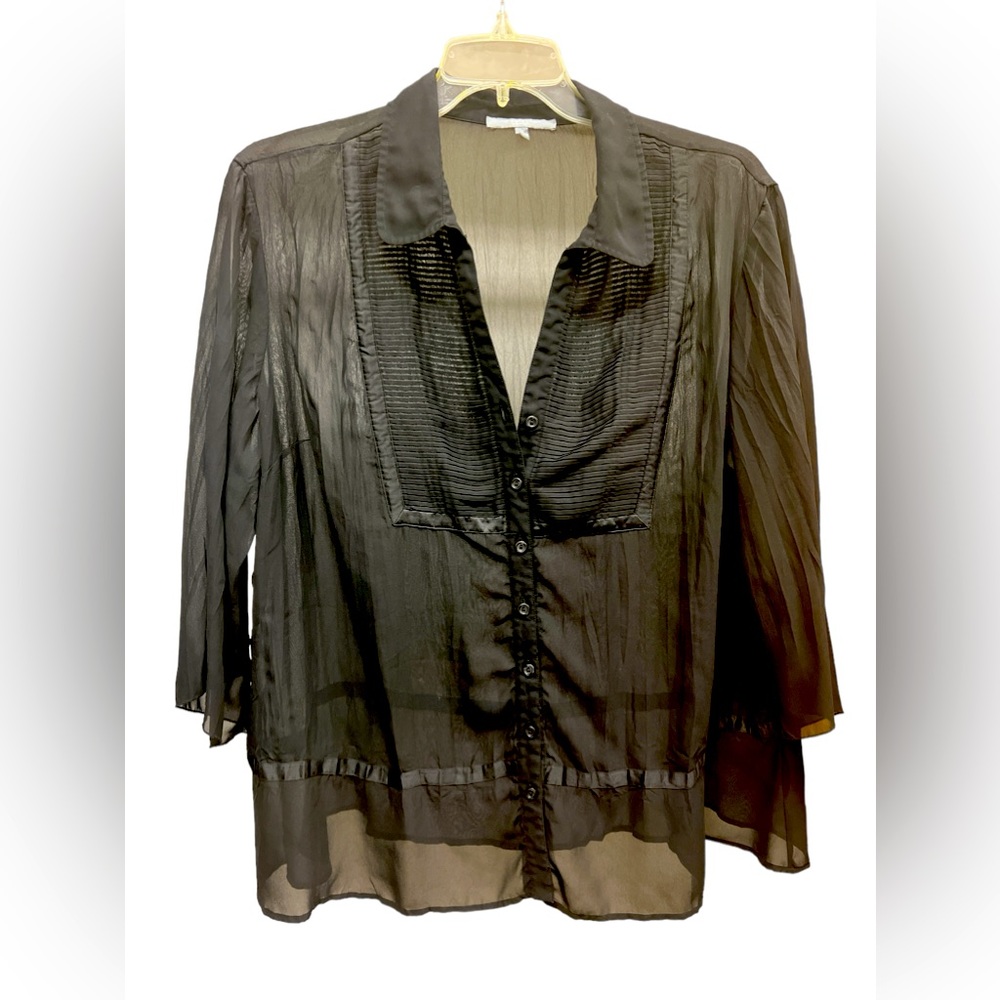 Adorable Black Pleated-Bib, Ribbon trim blouse